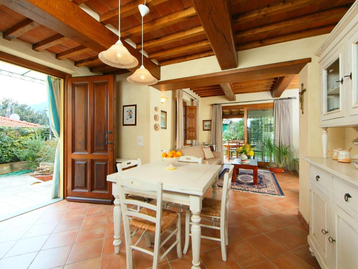 Holiday Home Il Girasole By Interhome 카마이오레 외부 사진